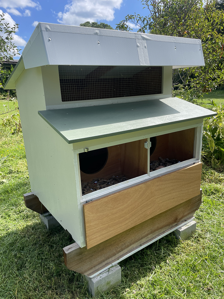 Nesting boxes